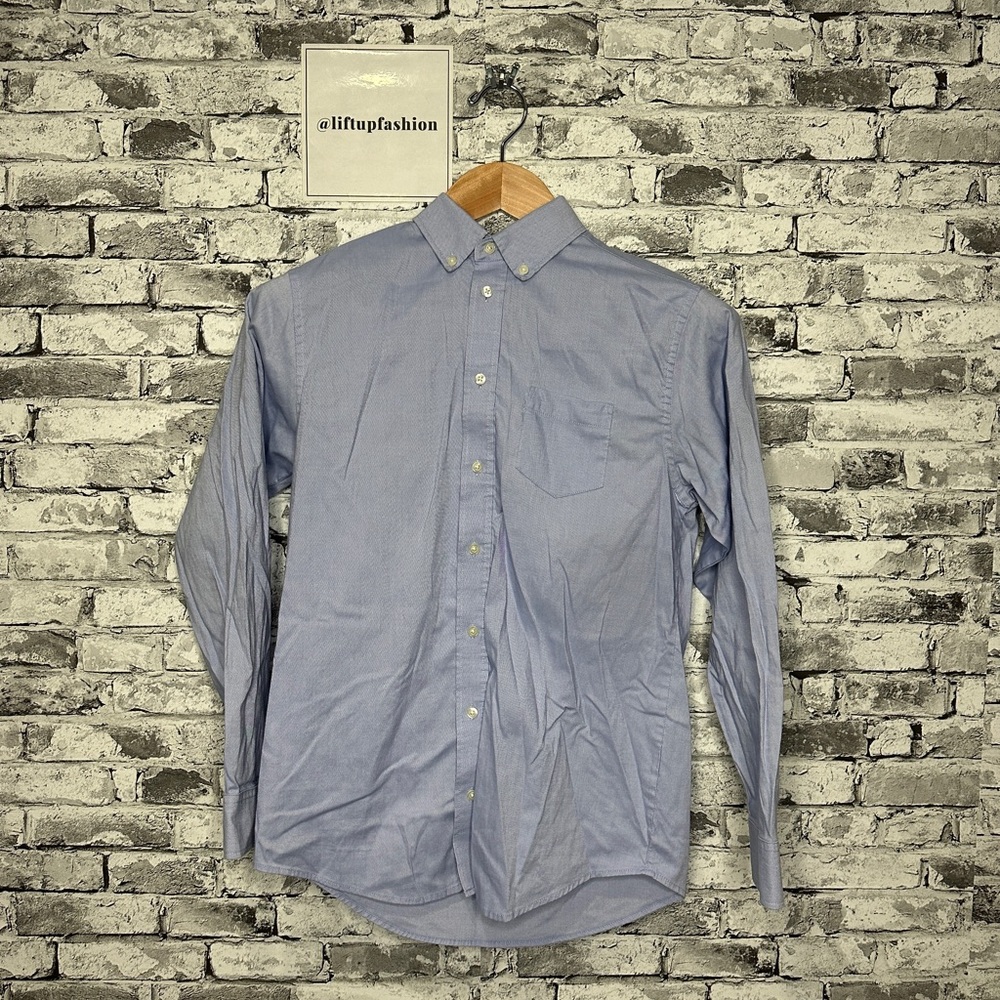 EUC Chaps Boys Stretch Light Blue Casual Button-Down Shirt Size Large (14-16)